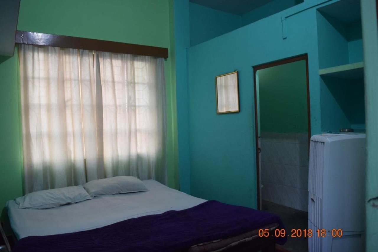 Family Guest House Varanasi Exterior foto